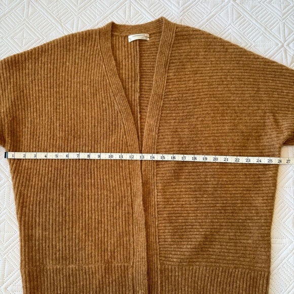 Anthropologie Alpaca & Merino Wool Oversized Cardigan Size M - Picture 2 of 8